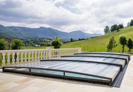 Abri piscine semi-plat Confort - piscine 5 x 10 m