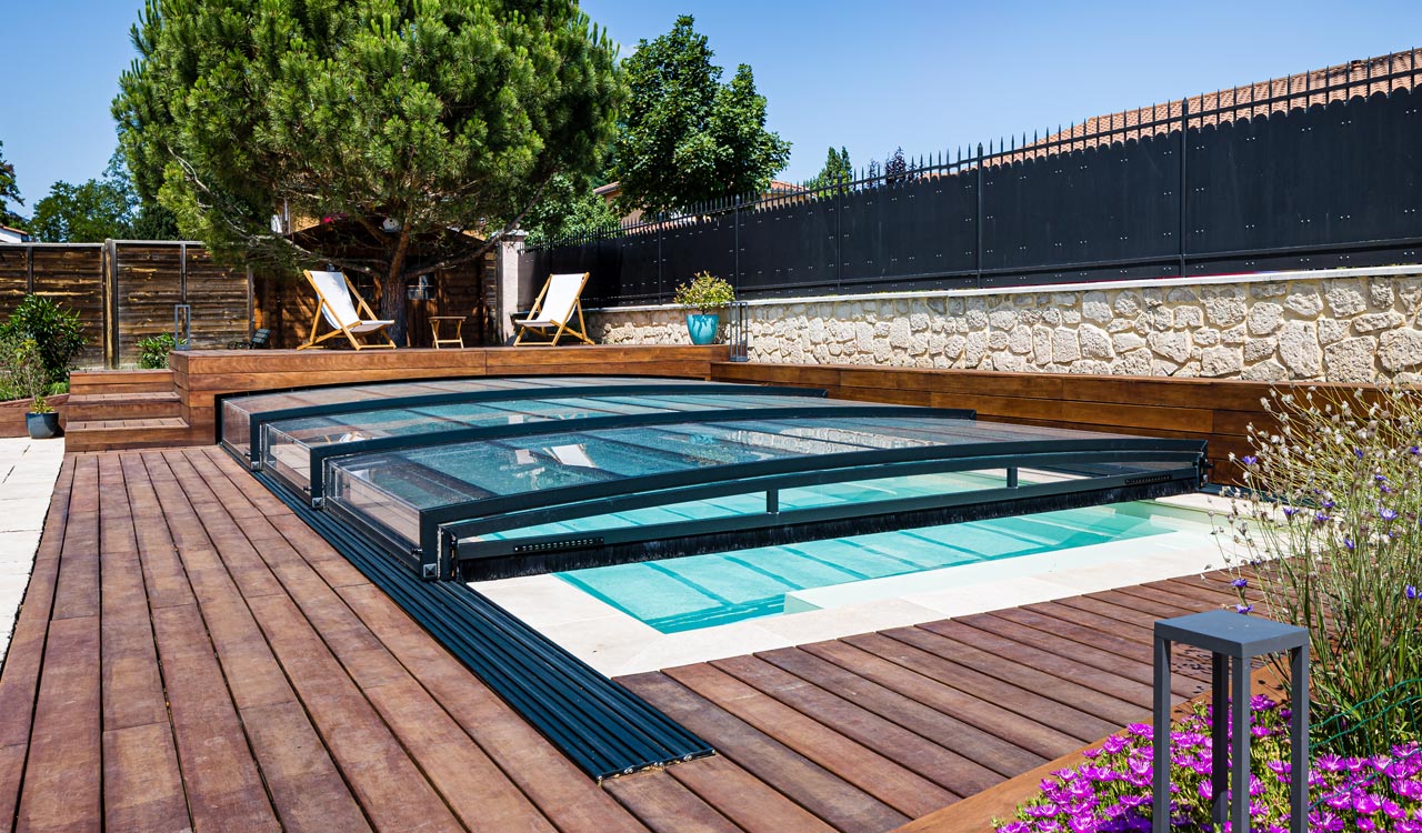 Abris de piscine semi-plat Rénoval noir