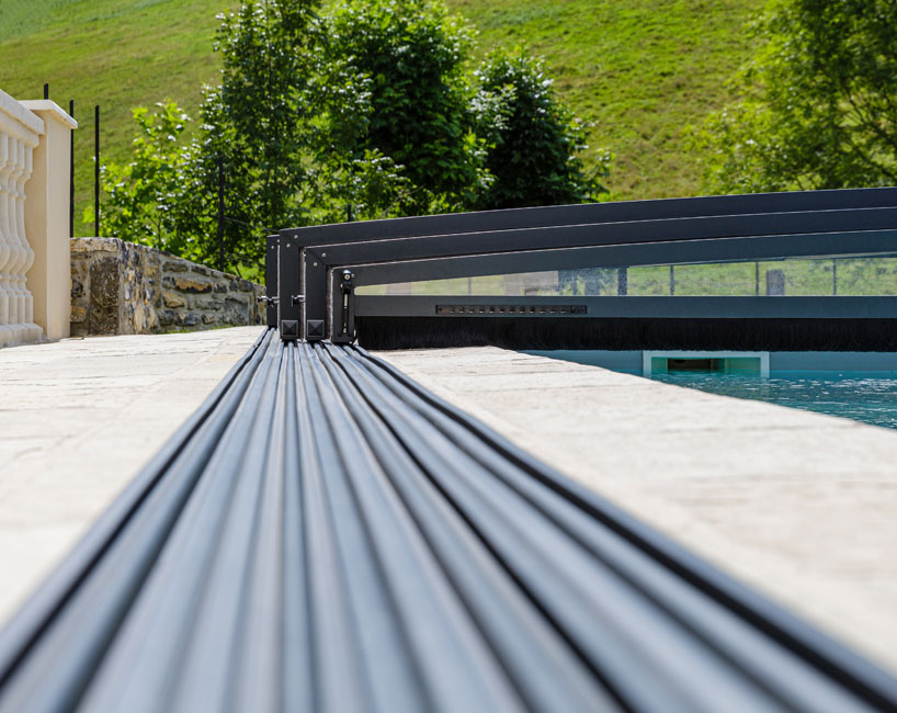 Abri piscine semi-plat Confort - piscine 5 x 10 m