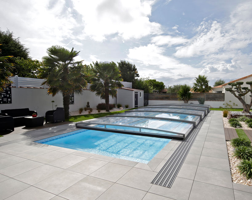 Abri piscine semi-plat Confort - piscine 4 x 8 m