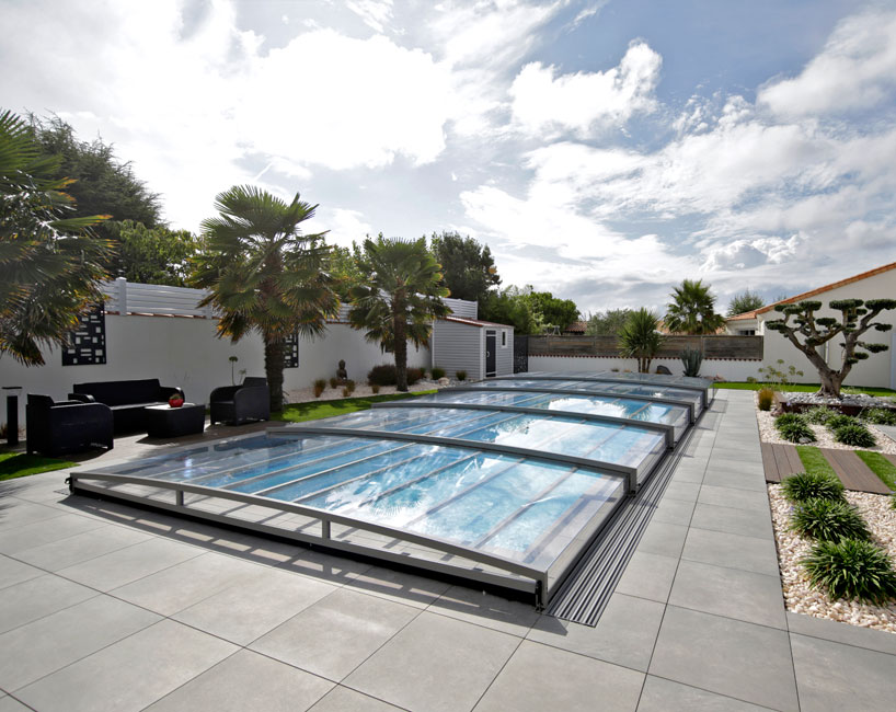 Abri piscine semi-plat Confort - piscine 4 x 8 m
